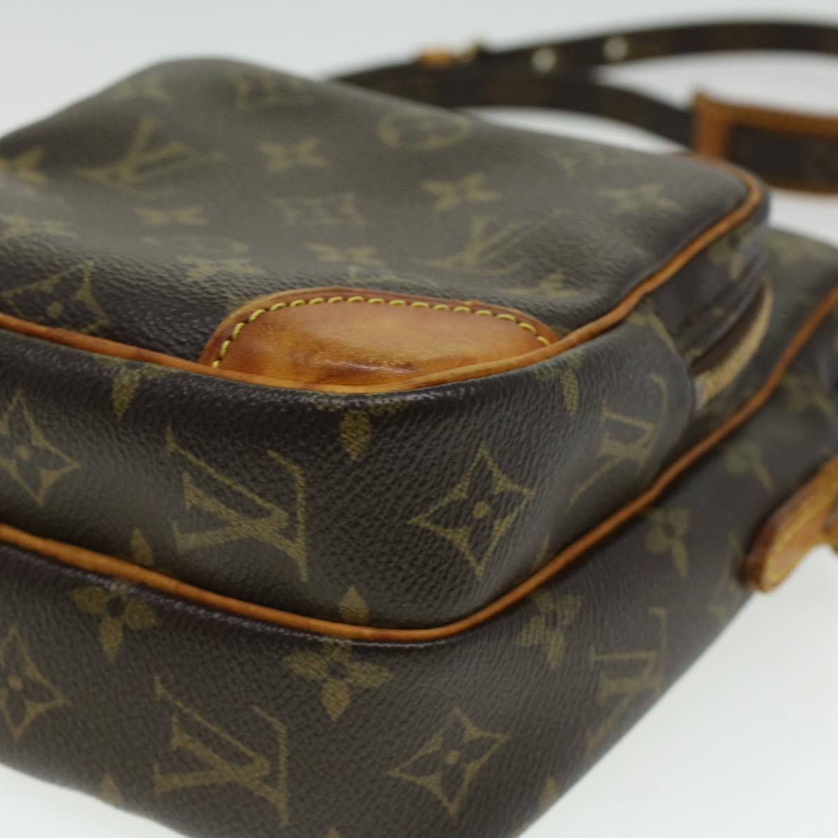 LOUIS VUITTON Monogram Amazon Shoulder Bag M45236 LV Auth 34360