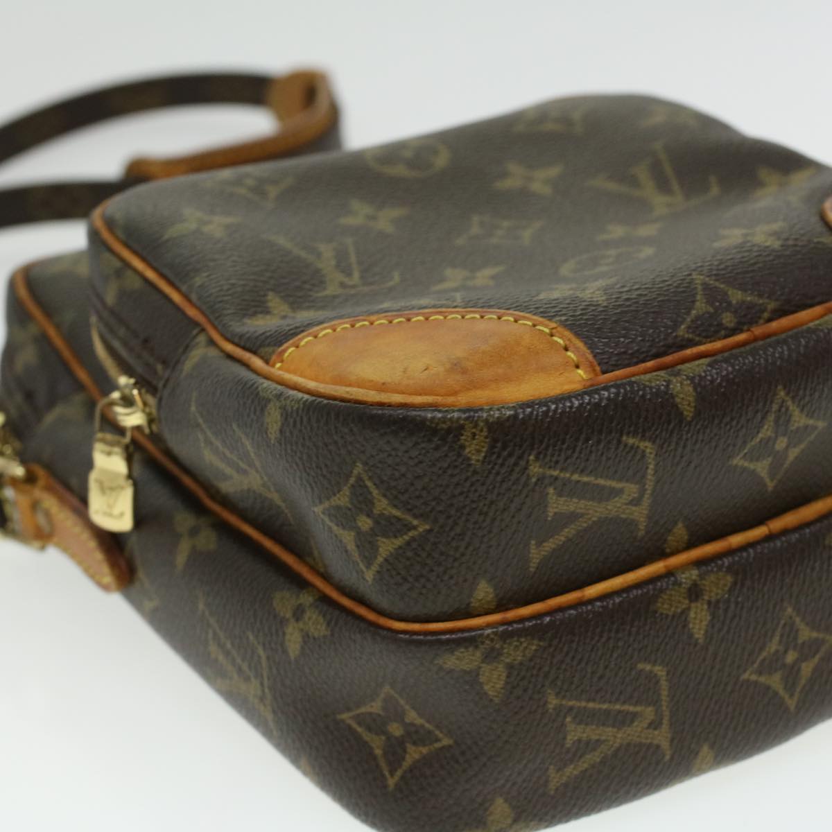 LOUIS VUITTON Monogram Amazon Shoulder Bag M45236 LV Auth 34360