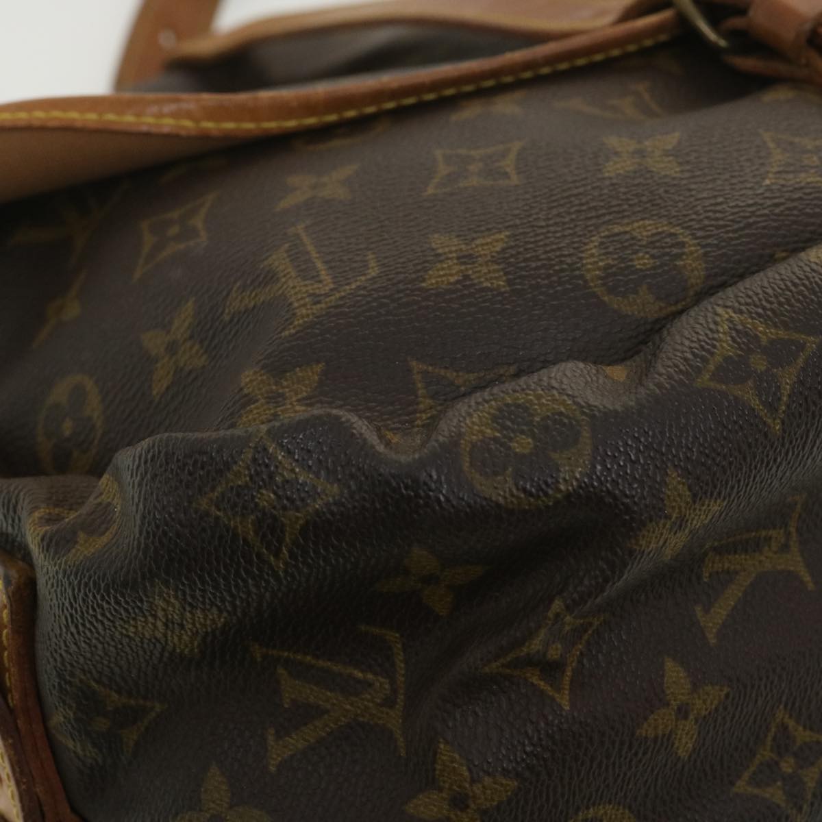 LOUIS VUITTON Monogram Saumur 35 Shoulder Bag M42254 LV Auth 34593