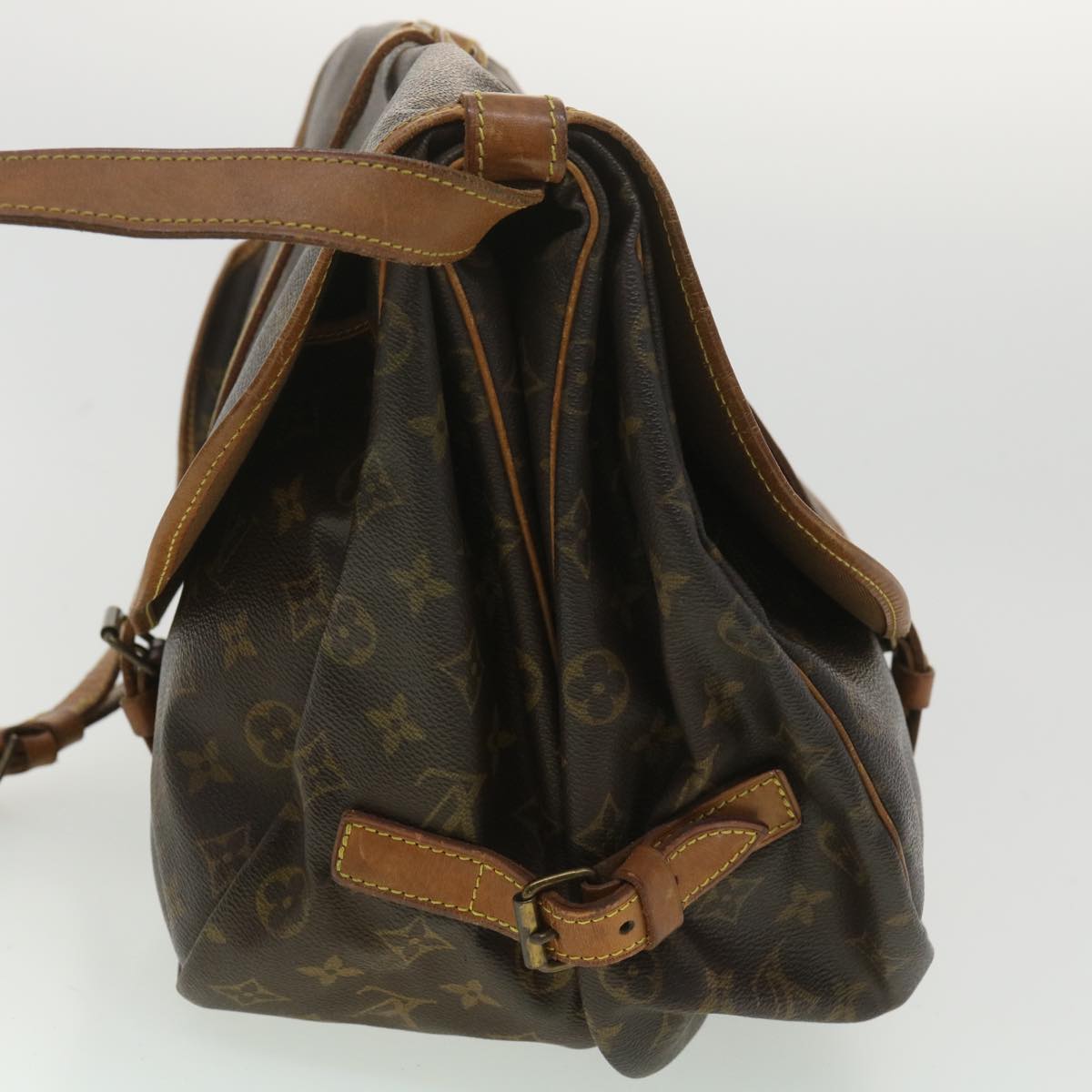 LOUIS VUITTON Monogram Saumur 35 Shoulder Bag M42254 LV Auth 34593