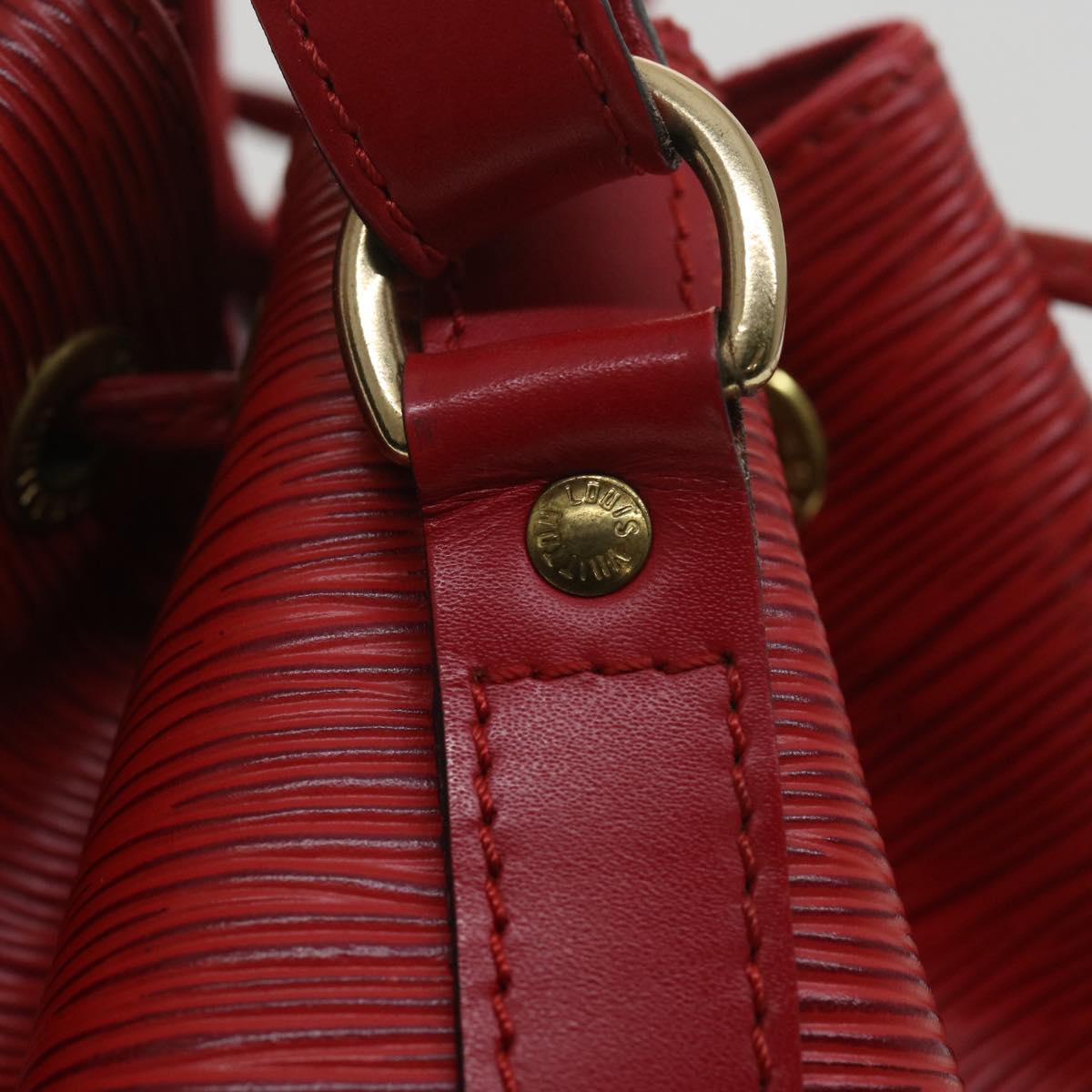 LOUIS VUITTON Epi Petit Noe Shoulder Bag Red M44107 LV Auth 34598