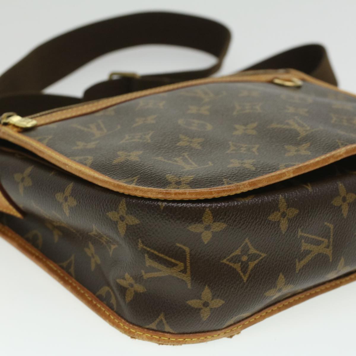 LOUIS VUITTON Monogram Messenger Bosphore PM Shoulder Bag M40106 LV Auth 35322