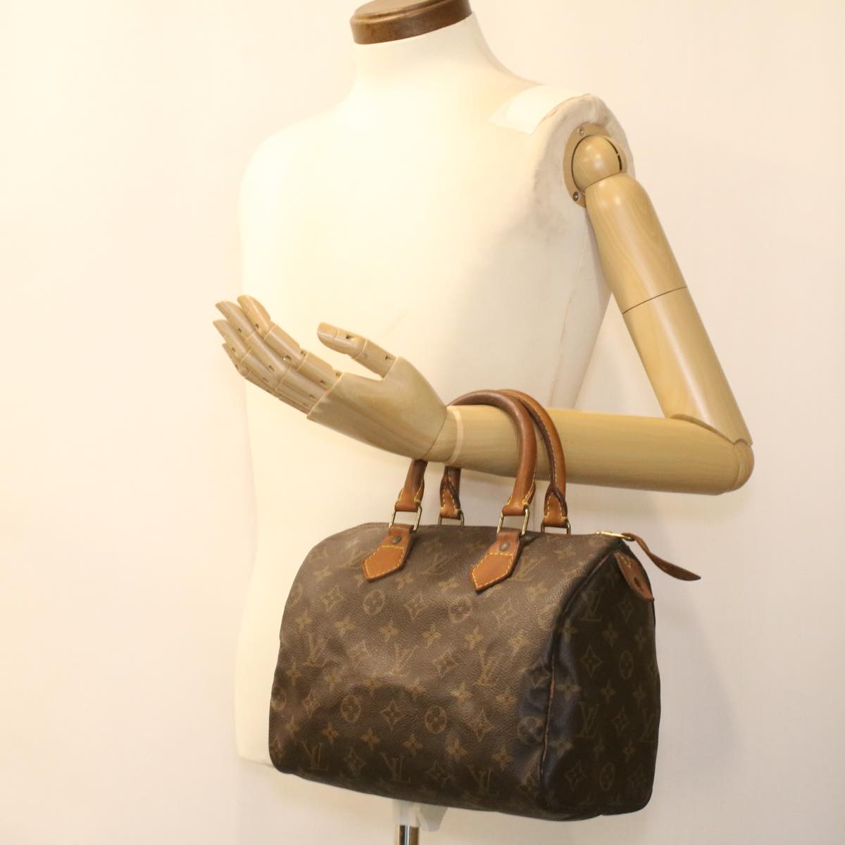 LOUIS VUITTON Monogram Speedy 25 Hand Bag M41528 LV Auth 35329