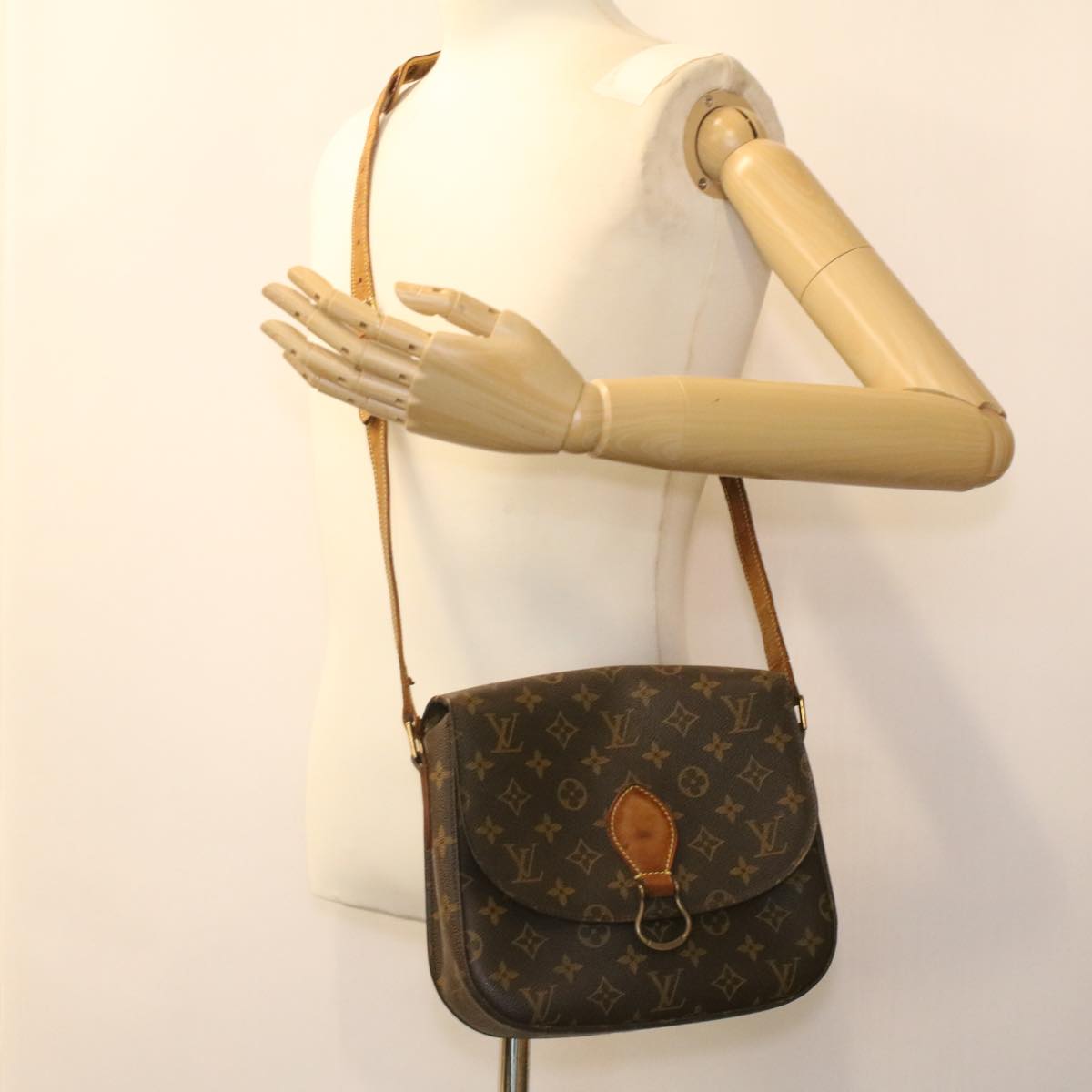 LOUIS VUITTON Monogram Saint Cloud GM Shoulder Bag M51242 LV Auth 35336