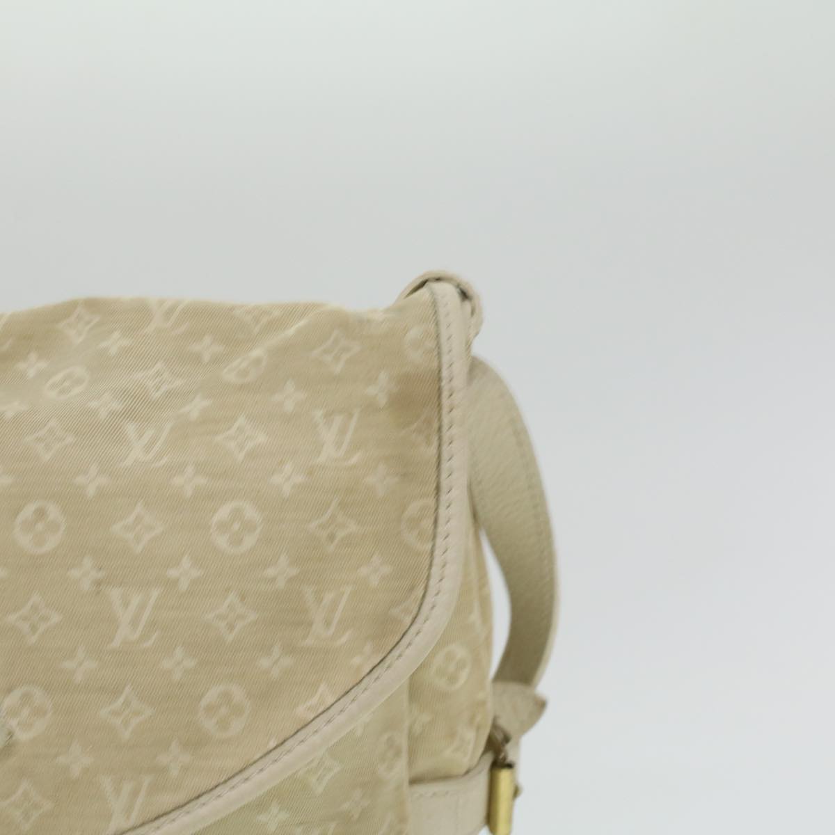 LOUIS VUITTON Monogram Mini Canvas Saumur 30 Shoulder Bag White M95314 LV 35361