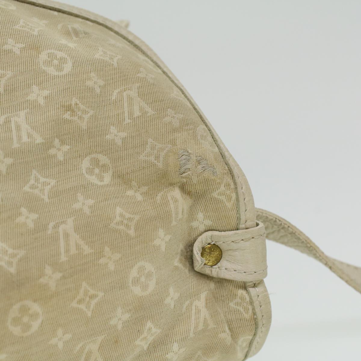 LOUIS VUITTON Monogram Mini Canvas Saumur 30 Shoulder Bag White M95314 LV 35361