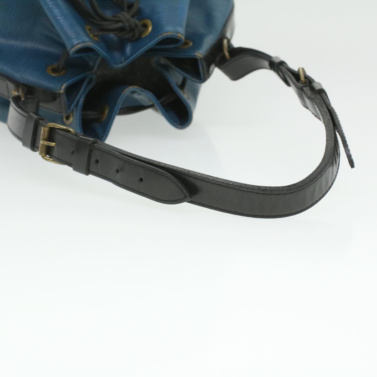 LOUIS VUITTON Epi Petit Noe Shoulder Bag Bicolor Black Blue M44152 LV Auth 35382
