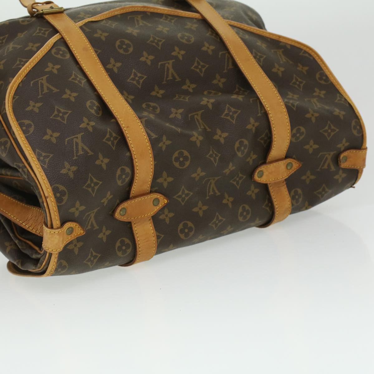 LOUIS VUITTON Monogram Saumur 43 Shoulder Bag M42252 LV Auth 35394