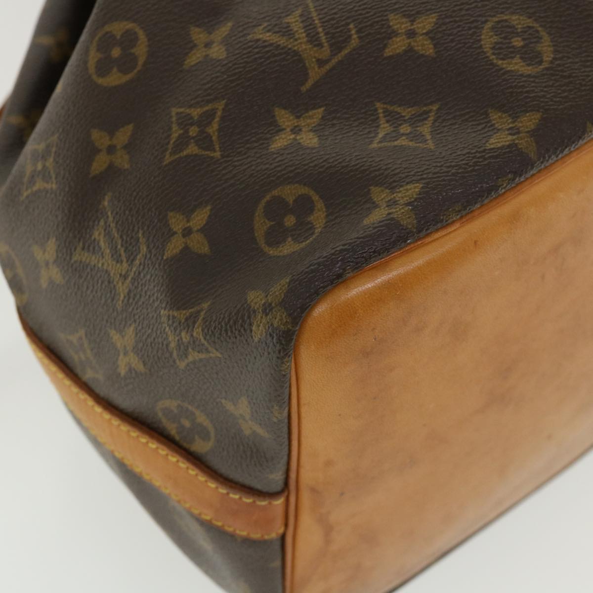 LOUIS VUITTON Monogram Petit Noe Shoulder Bag M42226 LV Auth 35410