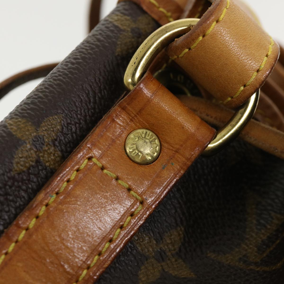 LOUIS VUITTON Monogram Petit Noe Shoulder Bag M42226 LV Auth 35410