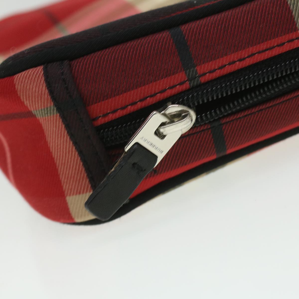 BURBERRY Nova Check Pouch Nylon Red Auth 35421