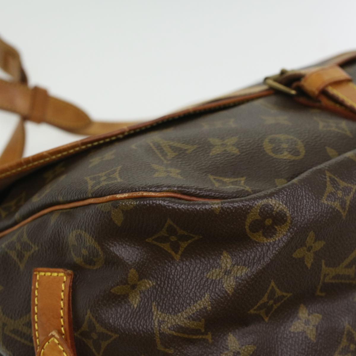 LOUIS VUITTON Monogram Saumur 35 Shoulder Bag M42254 LV Auth 35470