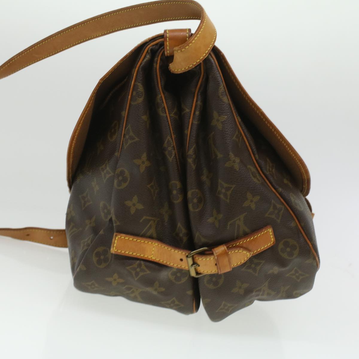 LOUIS VUITTON Monogram Saumur 35 Shoulder Bag M42254 LV Auth 35470