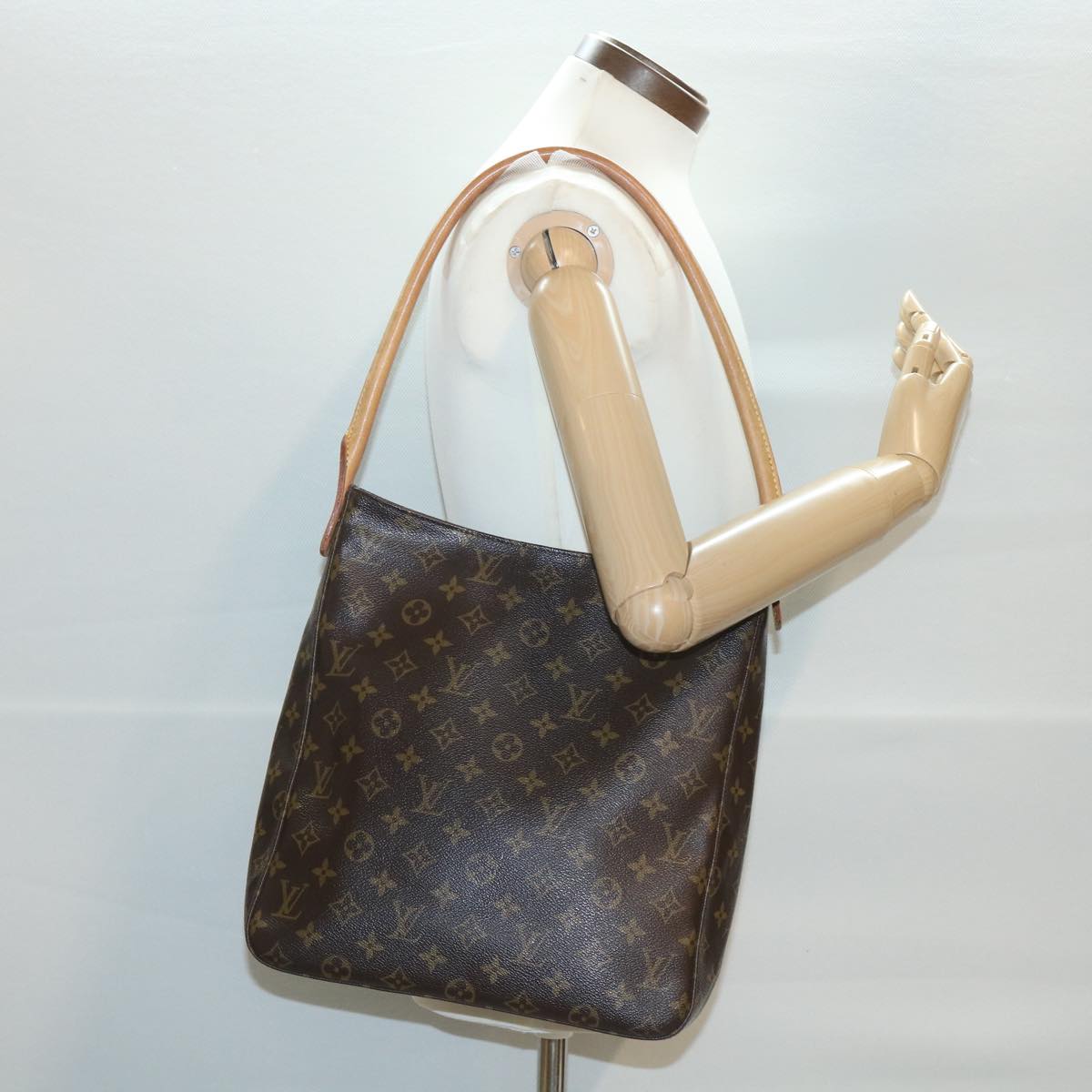 LOUIS VUITTON Monogram Looping GM Shoulder Bag M51145 LV Auth 35597