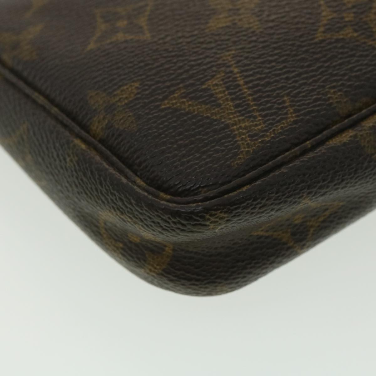 LOUIS VUITTON Monogram Pochette Accessoires Pouch M51980 LV Auth 35728