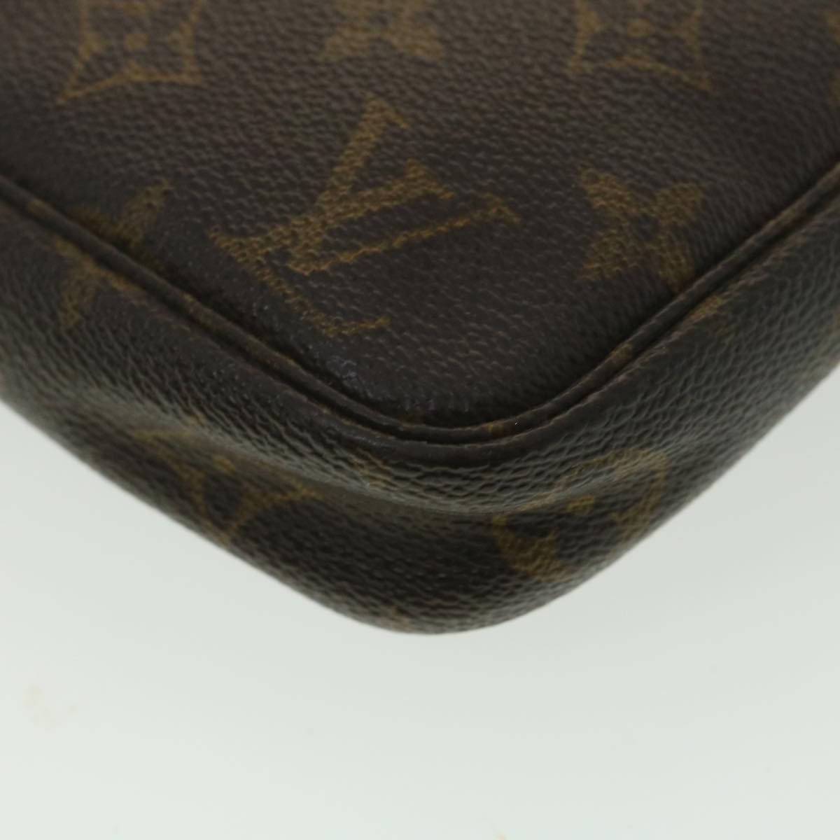 LOUIS VUITTON Monogram Pochette Accessoires Pouch M51980 LV Auth 35728