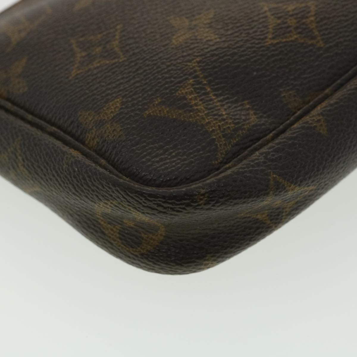 LOUIS VUITTON Monogram Pochette Accessoires Pouch M51980 LV Auth 35728