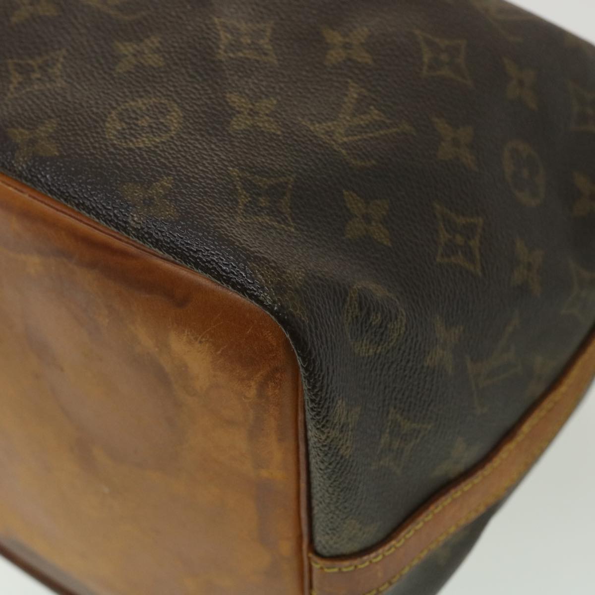 LOUIS VUITTON Monogram Petit Noe Shoulder Bag M42226 LV Auth 35740