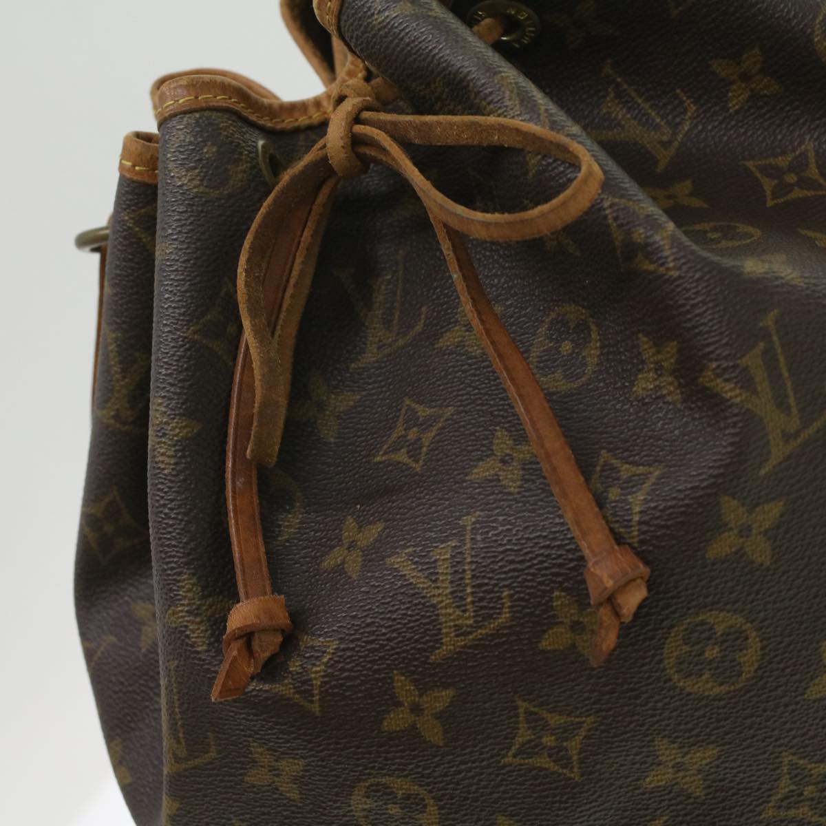 LOUIS VUITTON Monogram Noe Shoulder Bag M42224 LV Auth 35757