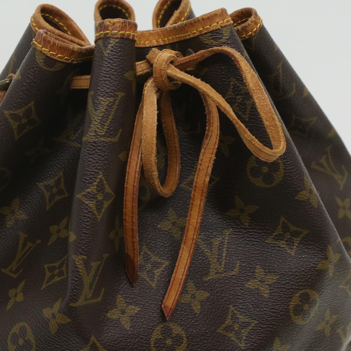 LOUIS VUITTON Monogram Noe Shoulder Bag M42224 LV Auth 35758