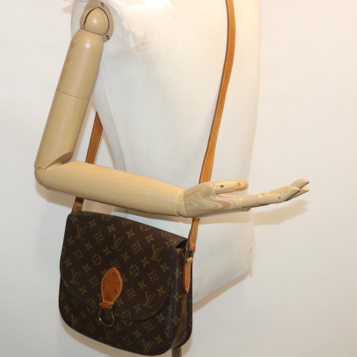 LOUIS VUITTON Monogram Saint Cloud GM Shoulder Bag M51242 LV Auth 35878