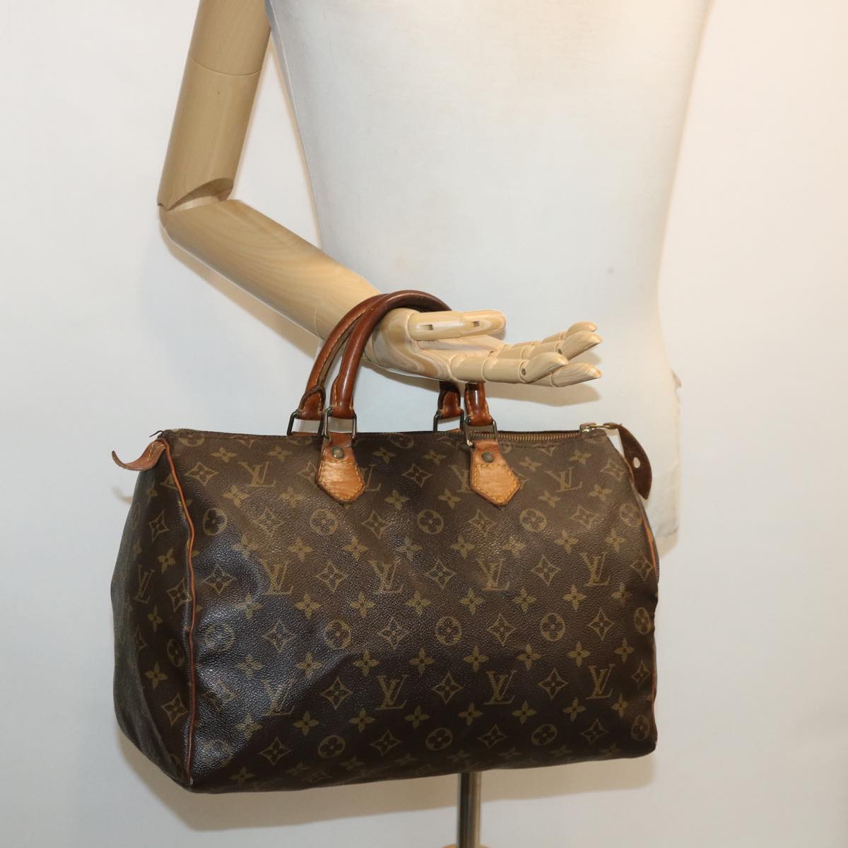 LOUIS VUITTON Monogram Speedy 35 Hand Bag M41524 LV Auth 36116