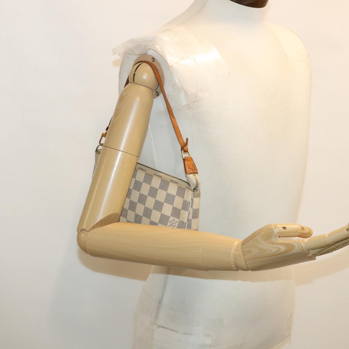 LOUIS VUITTON Damier Azur Pochette Accessoires Pouch N51986 LV Auth 36144