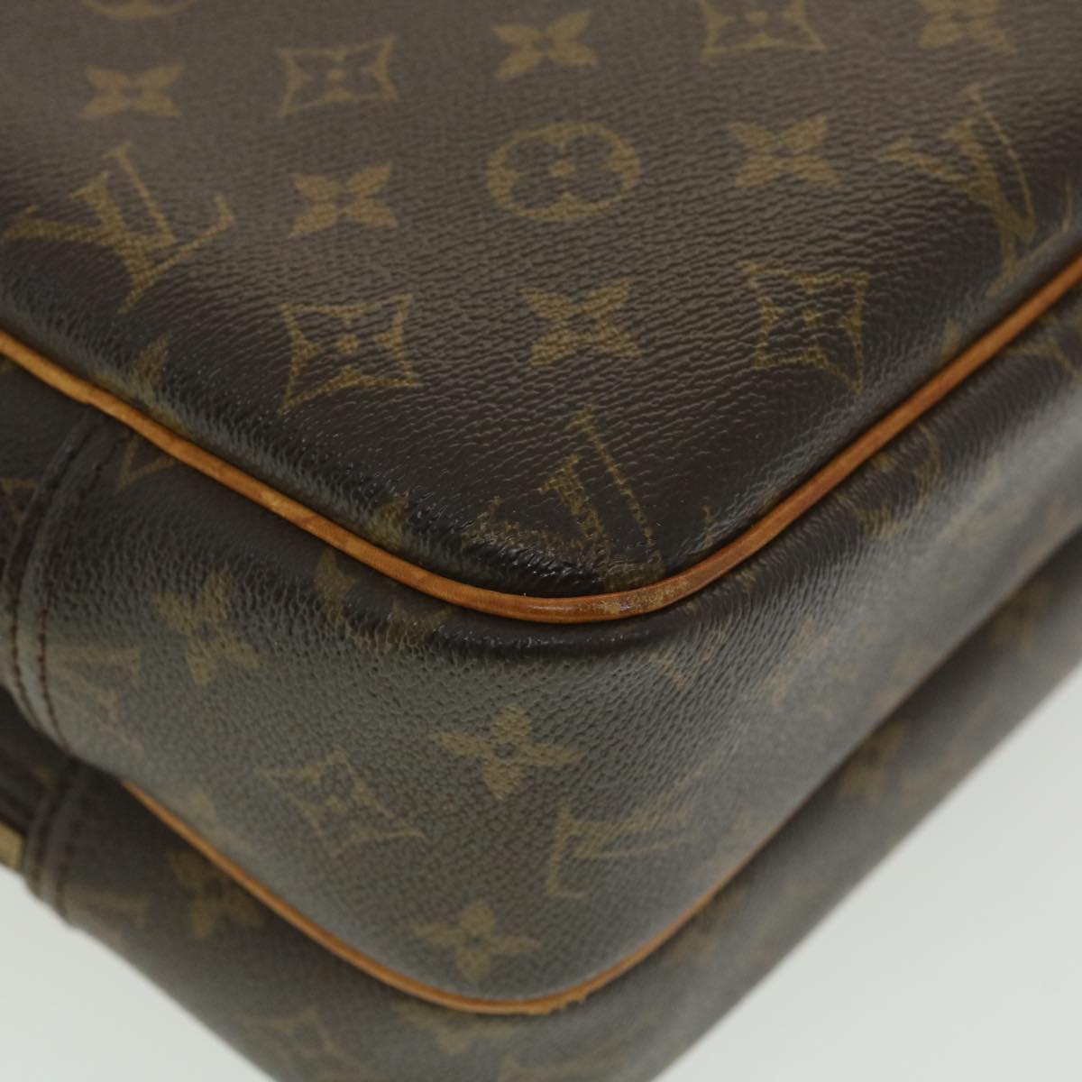 LOUIS VUITTON Monogram Reporter PM Shoulder Bag M45254 LV Auth 36146