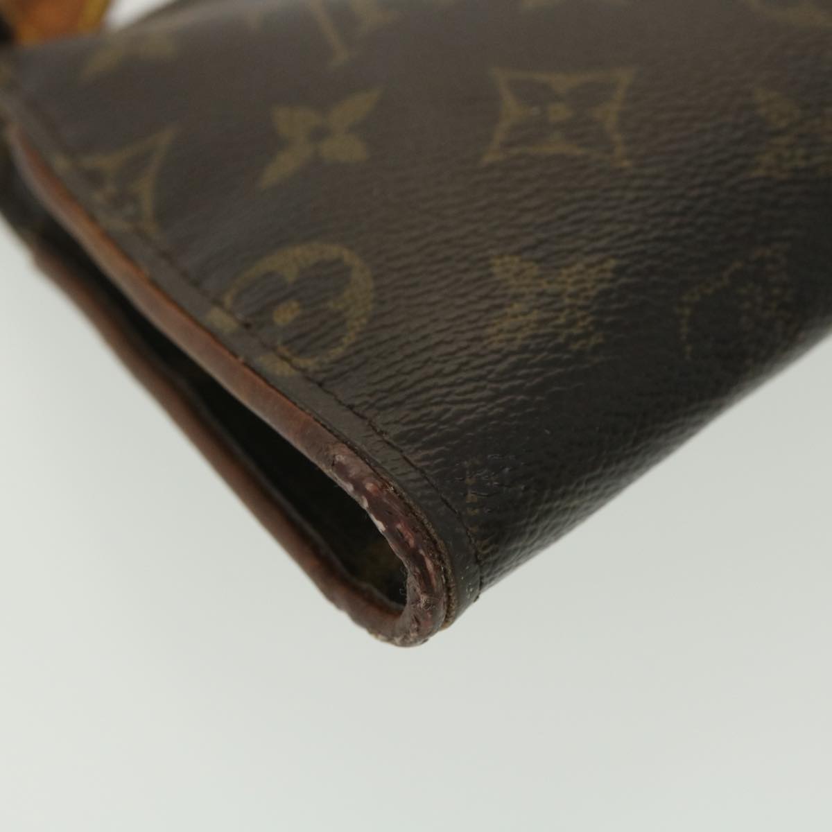 LOUIS VUITTON Monogram Sophie Pouch M40158 LV Auth 36172