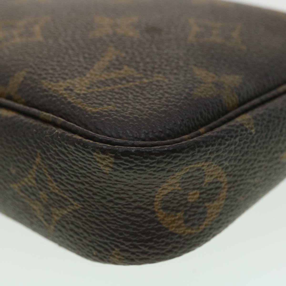 LOUIS VUITTON Monogram Pochette Accessoires Pouch L072 LV Auth 36355