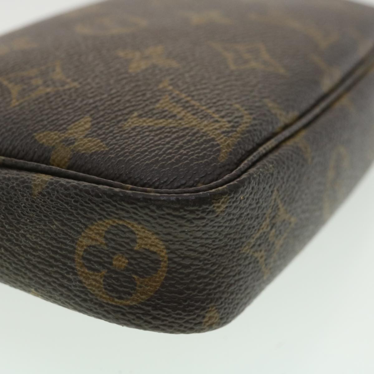 LOUIS VUITTON Monogram Pochette Accessoires Pouch L072 LV Auth 36355