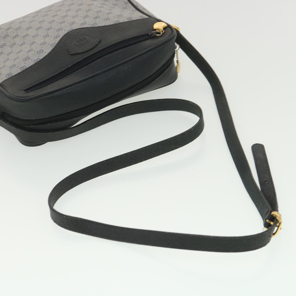 GUCCI Micro GG Canvas Shoulder Bag Navy Gray 001.56.0852 Auth 36585