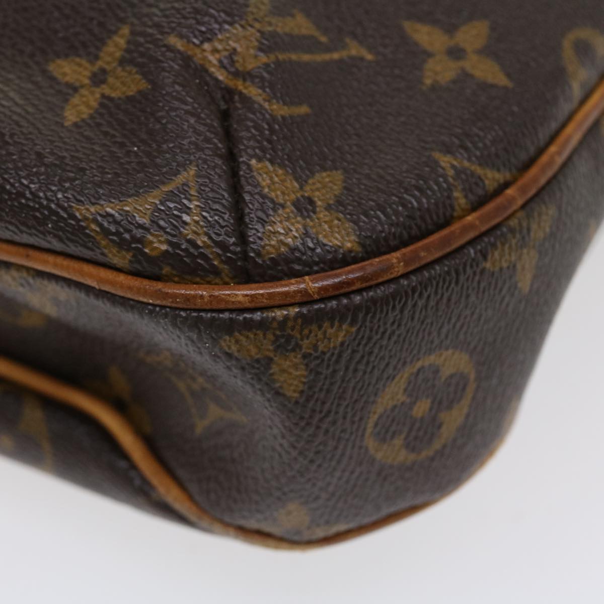 LOUIS VUITTON Monogram Odeon MM Shoulder Bag M56389 LV Auth 36993