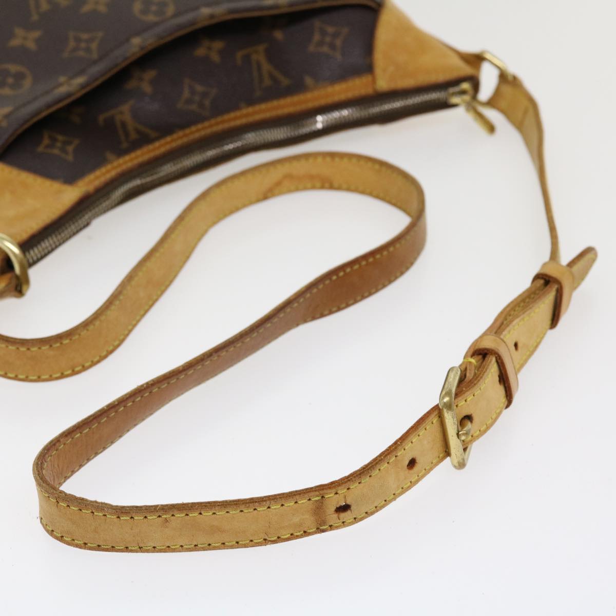 LOUIS VUITTON Monogram Odeon MM Shoulder Bag M56389 LV Auth 36993