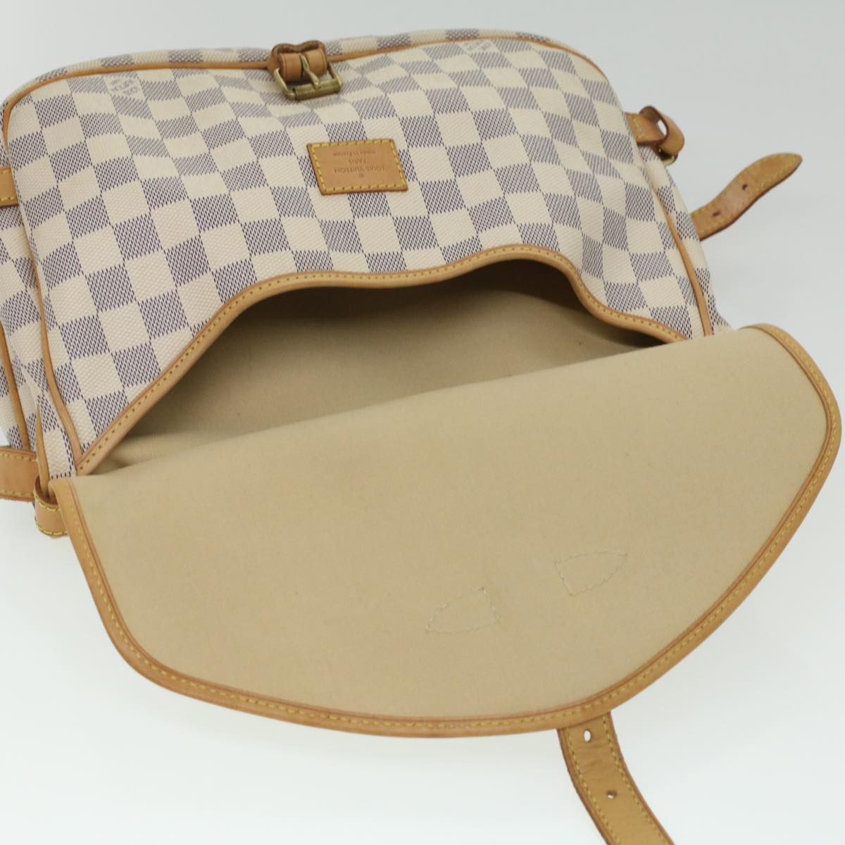 LOUIS VUITTON Damier Azur Saumur 30 Shoulder Bag N48202 LV Auth 37002