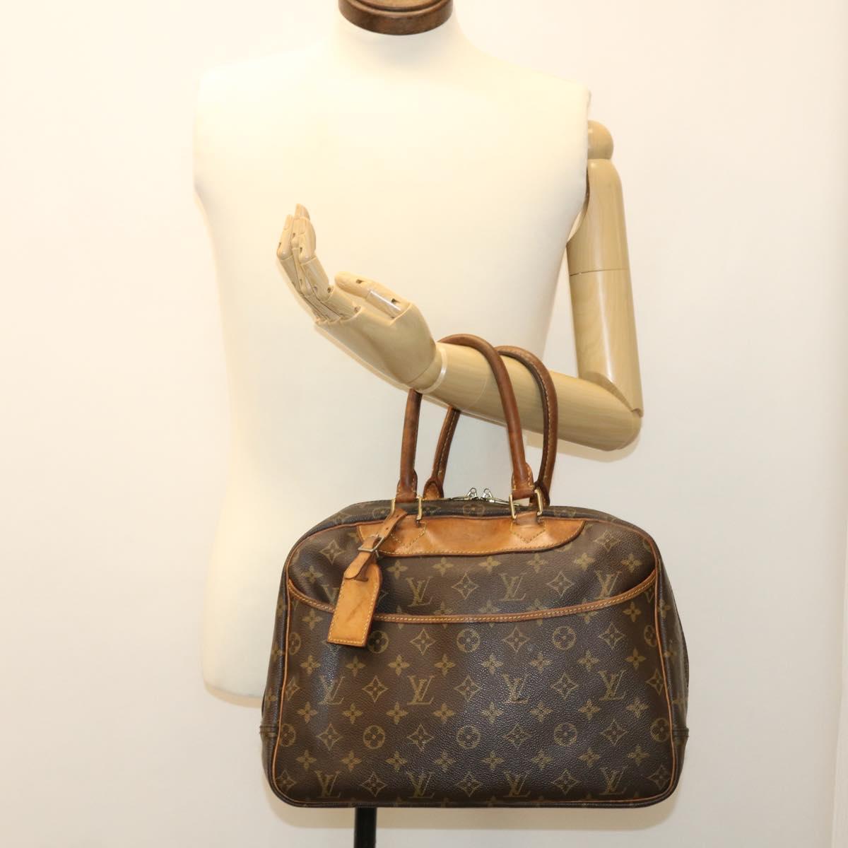 LOUIS VUITTON Monogram Deauville Hand Bag M47270 LV Auth 37008