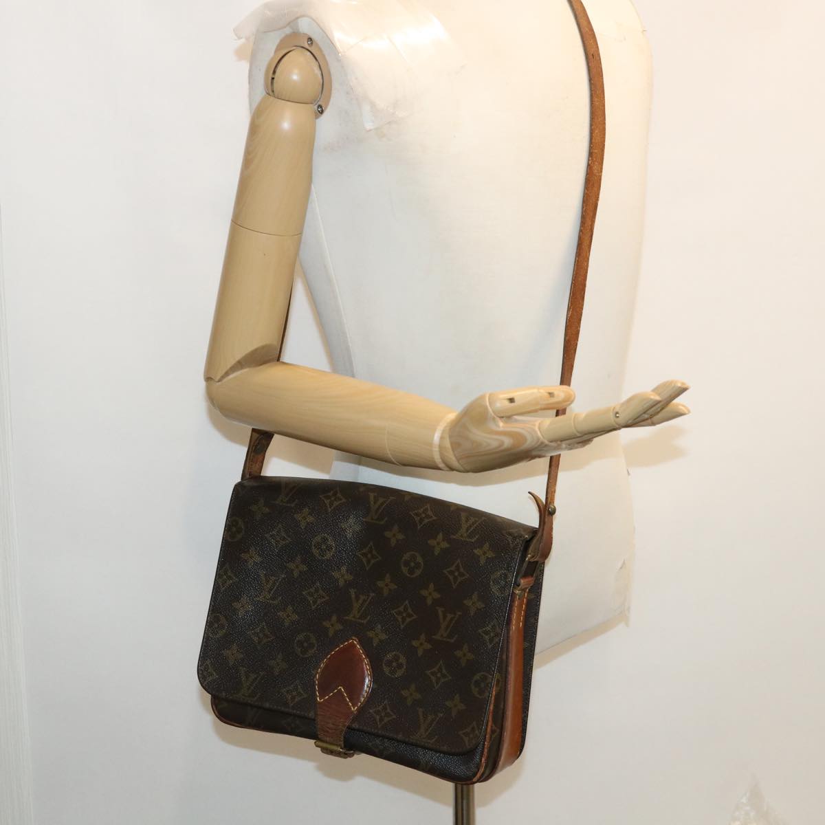 LOUIS VUITTON Monogram Cartouchiere GM Shoulder Bag M51252 LV Auth 37021