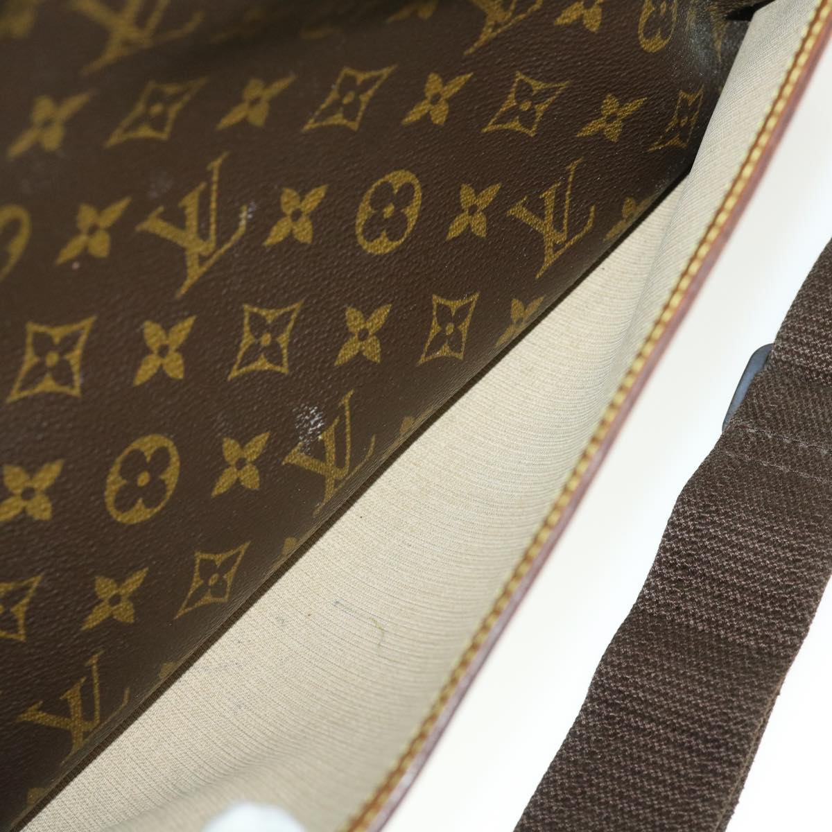 LOUIS VUITTON Monogram Reporter GM Shoulder Bag M45252 LV Auth 37086