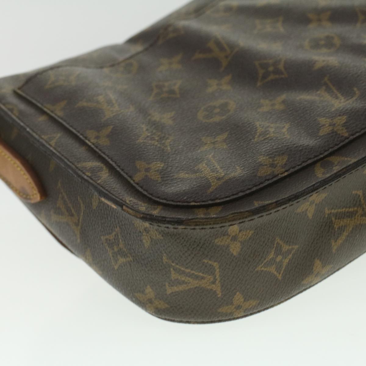 LOUIS VUITTON Monogram Saint Cloud GM Shoulder Bag M51242 LV Auth 37167