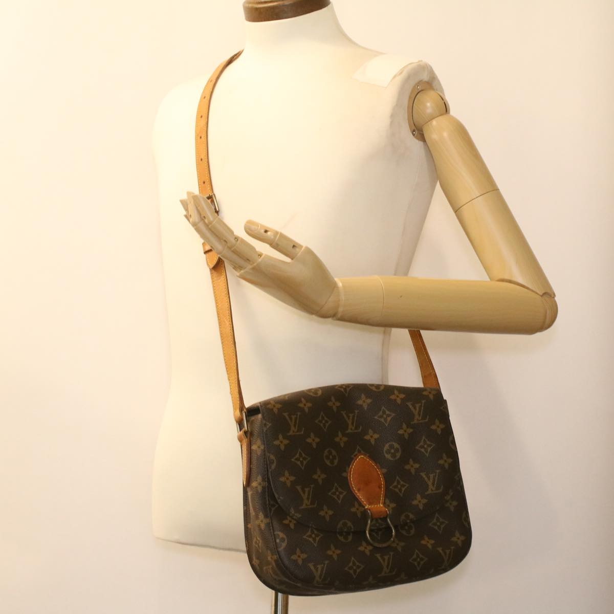 LOUIS VUITTON Monogram Saint Cloud GM Shoulder Bag M51242 LV Auth 37168