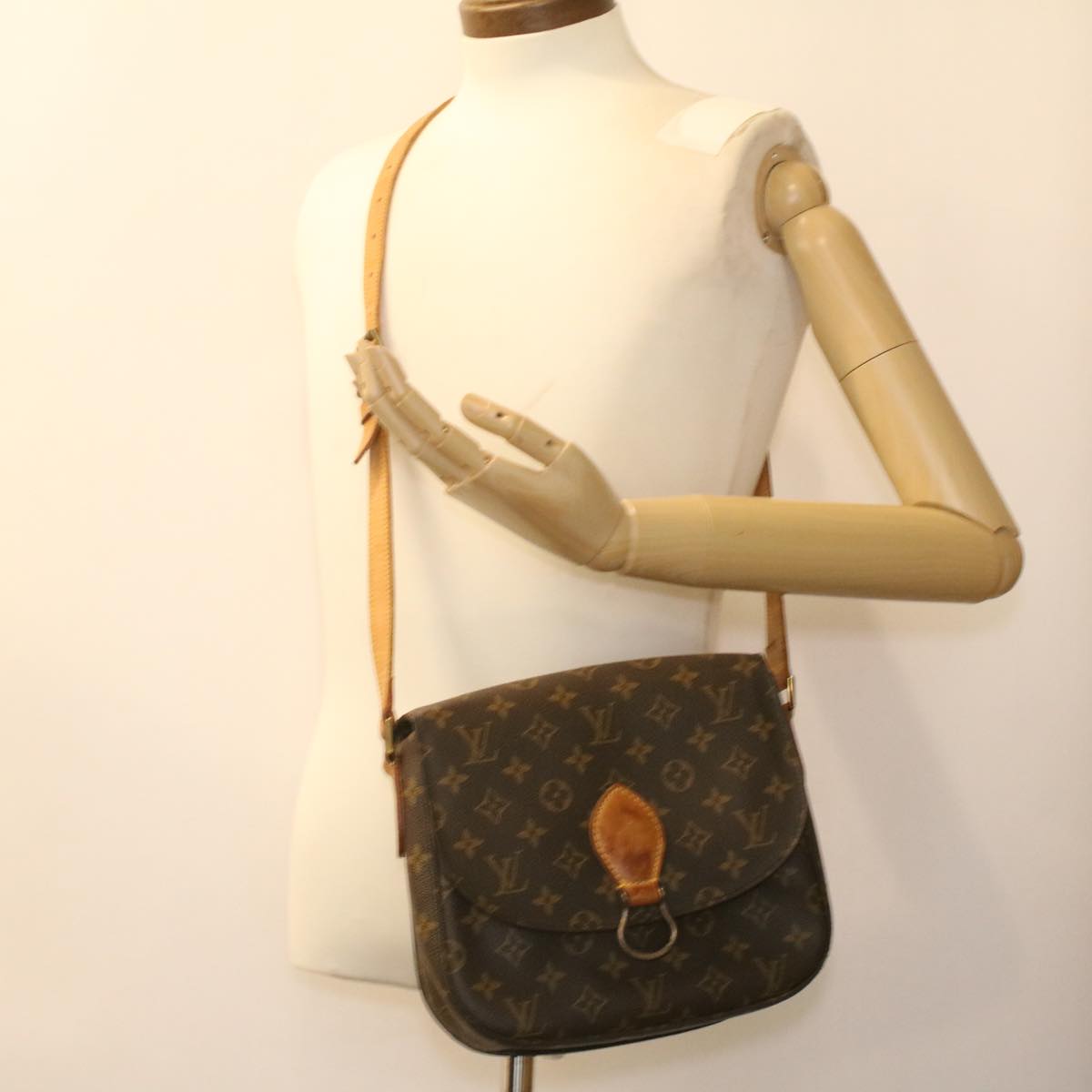 LOUIS VUITTON Monogram Saint Cloud GM Shoulder Bag M51242 LV Auth 37172