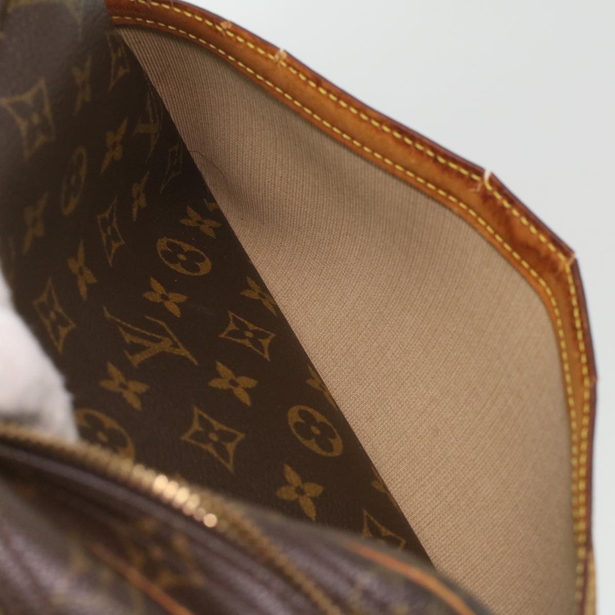 LOUIS VUITTON Monogram Reporter PM Shoulder Bag M45254 LV Auth 37453