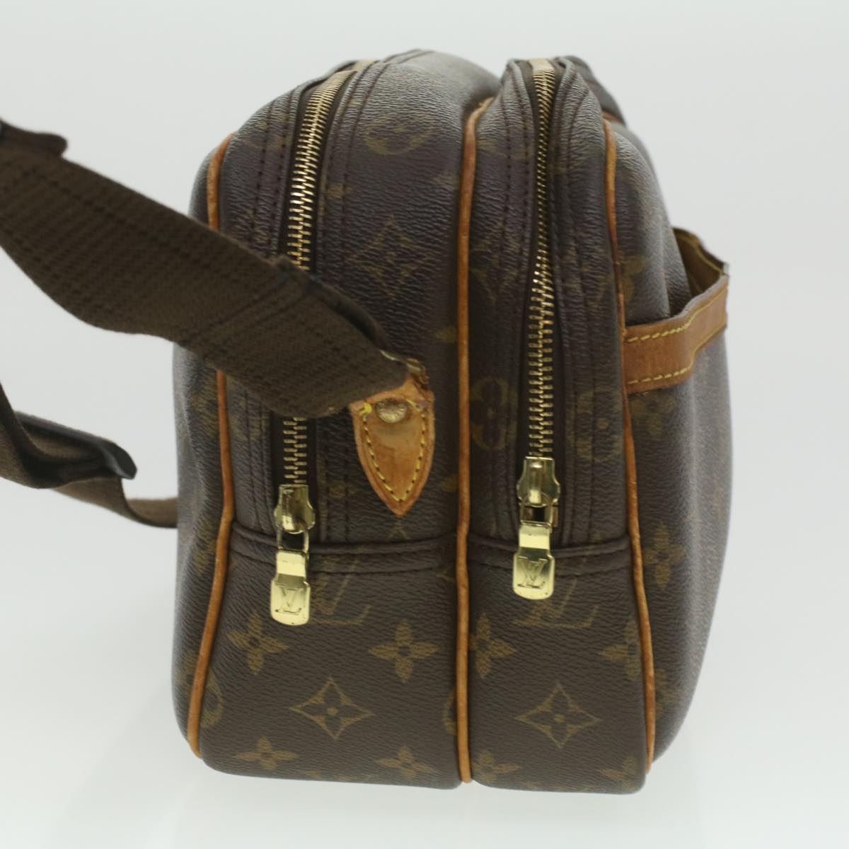 LOUIS VUITTON Monogram Reporter PM Shoulder Bag M45254 LV Auth 37453