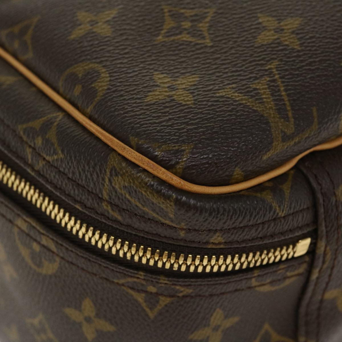 LOUIS VUITTON Monogram Excursion Hand Bag M41450 LV Auth 37484