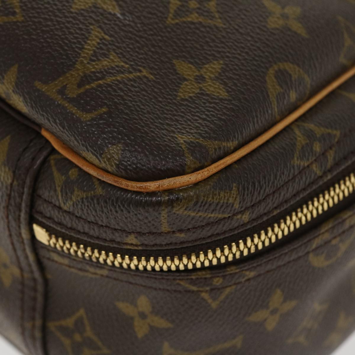 LOUIS VUITTON Monogram Excursion Hand Bag M41450 LV Auth 37484