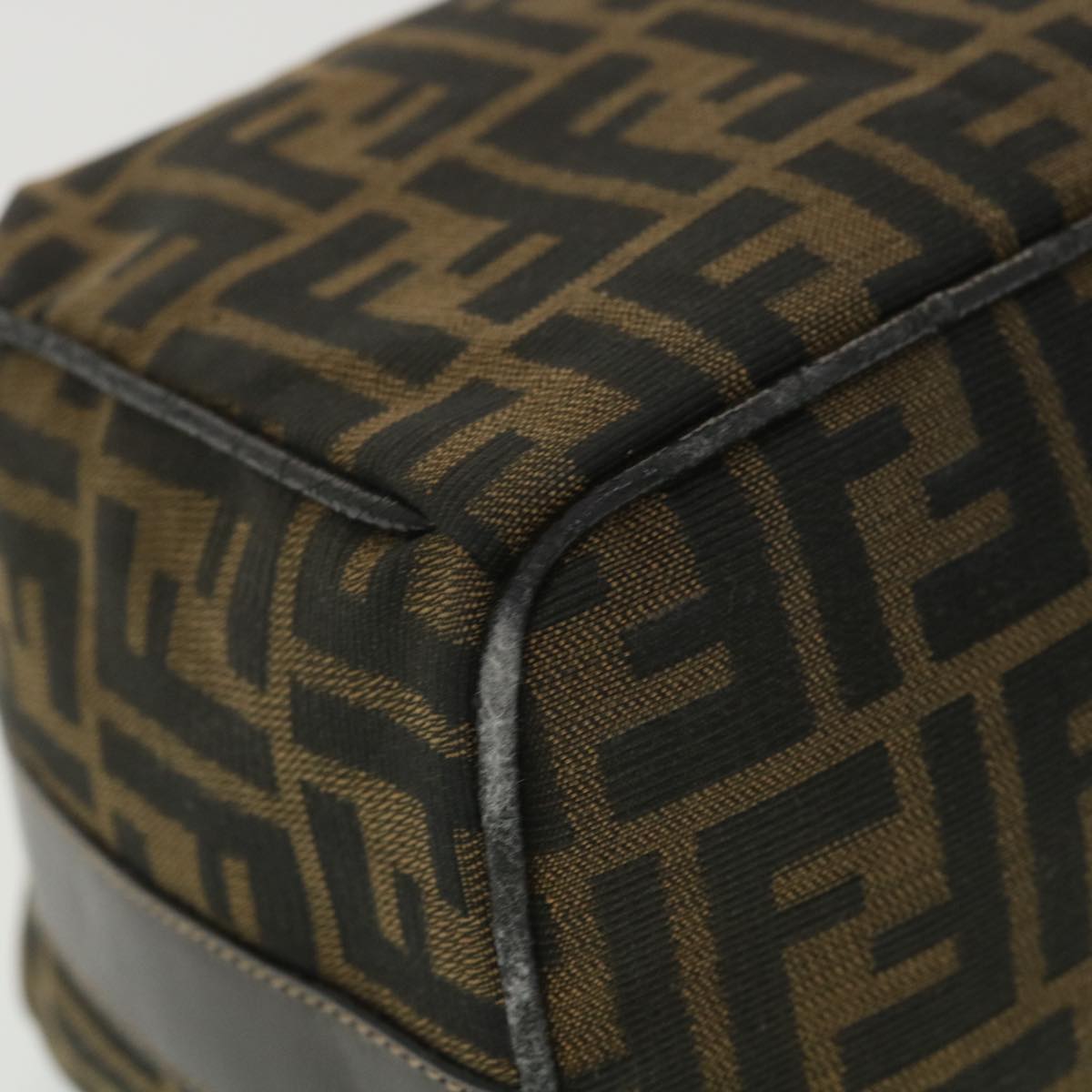 FENDI Zucca Canvas Vanity Cosmetic Pouch Black Brown Auth 37617