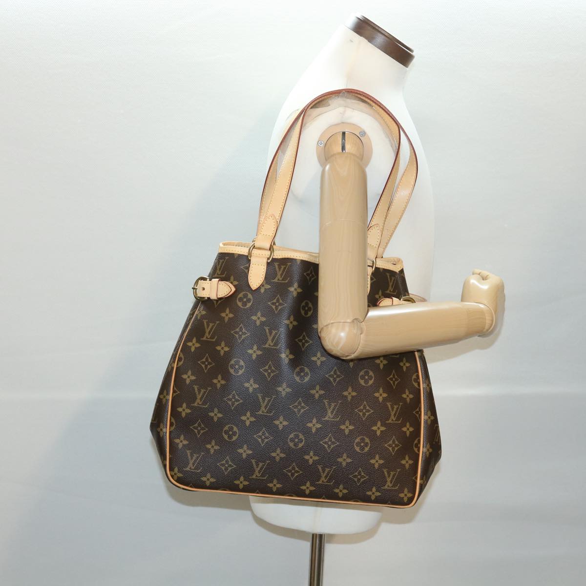 LOUIS VUITTON Monogram Batignolles Vertical Tote Bag M51153 LV Auth 37782