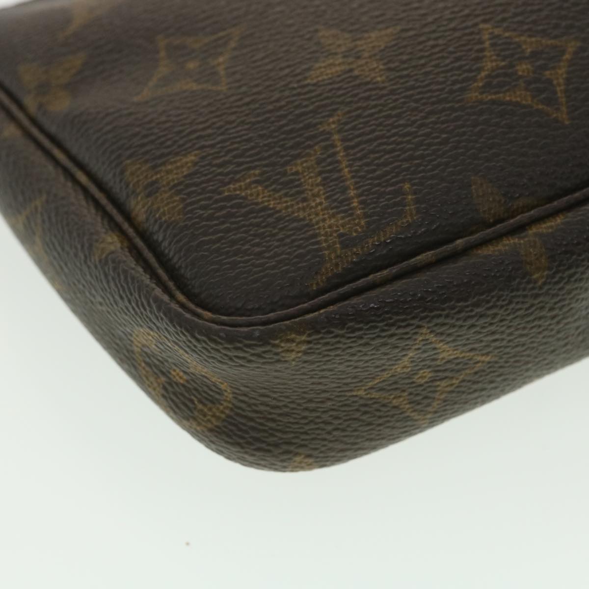 LOUIS VUITTON Monogram Pochette Accessoires Pouch M51980 LV Auth 37913