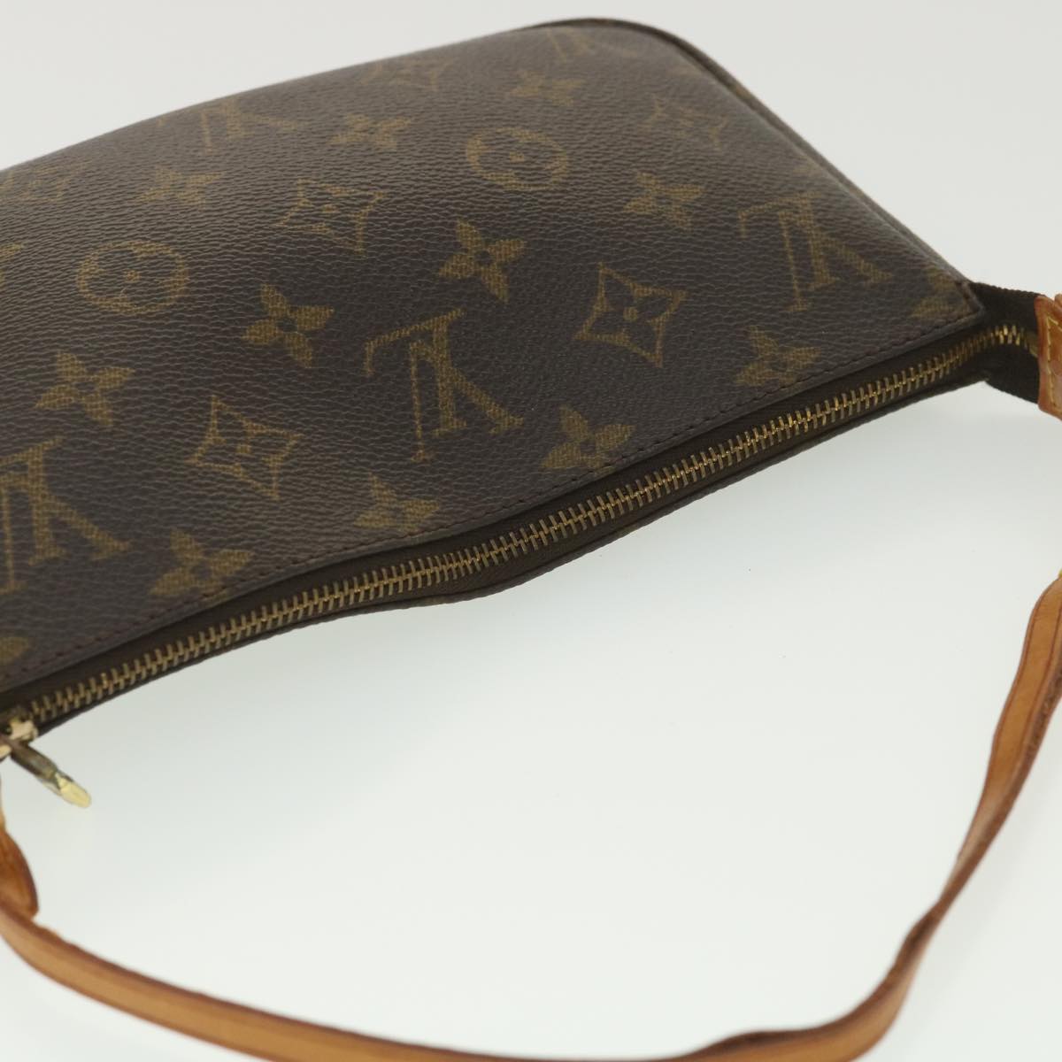 LOUIS VUITTON Monogram Pochette Accessoires Pouch M51980 LV Auth 37913