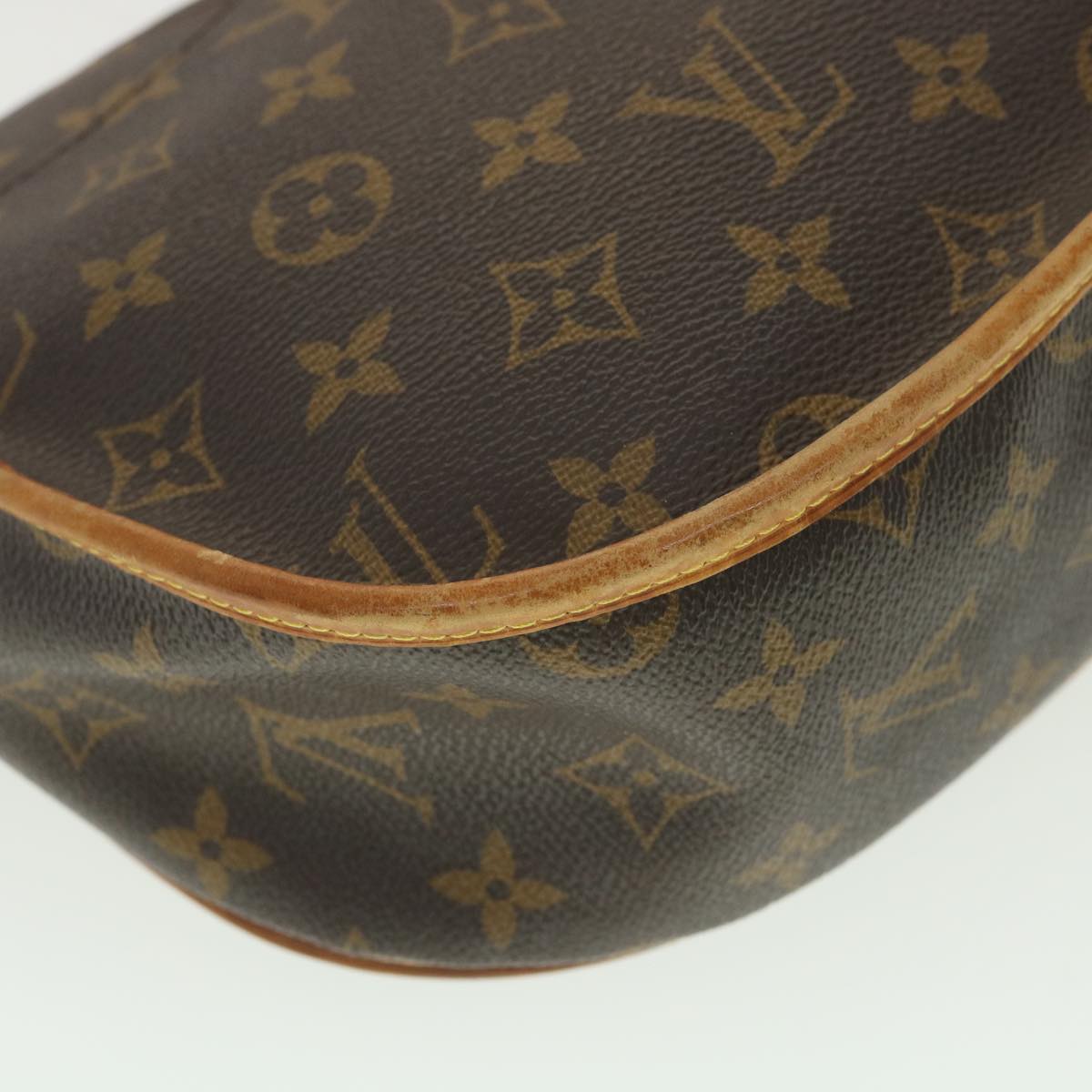 LOUIS VUITTON Monogram Menilmontant PM Shoulder Bag M40474 LV Auth 37942